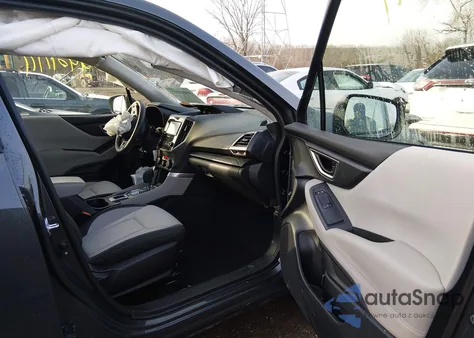 2024 Subaru Forester z USA, uszkodzony, nr VIN JF2SKABC4RH491477